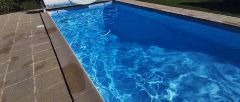 屋外プール、温水プール