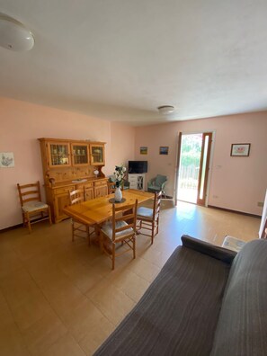 TV - Villa Pepe (Budoni)