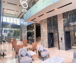 Lobby - Vasaka Hotel Makassar Managed by Dafam (Makassar)