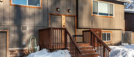 تفاصيل الفندق من الخارج