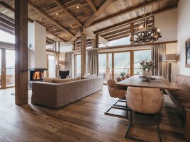 Sechs Zimmer Penthouse I mit Privater Sauna | 免费 WiFi、床单