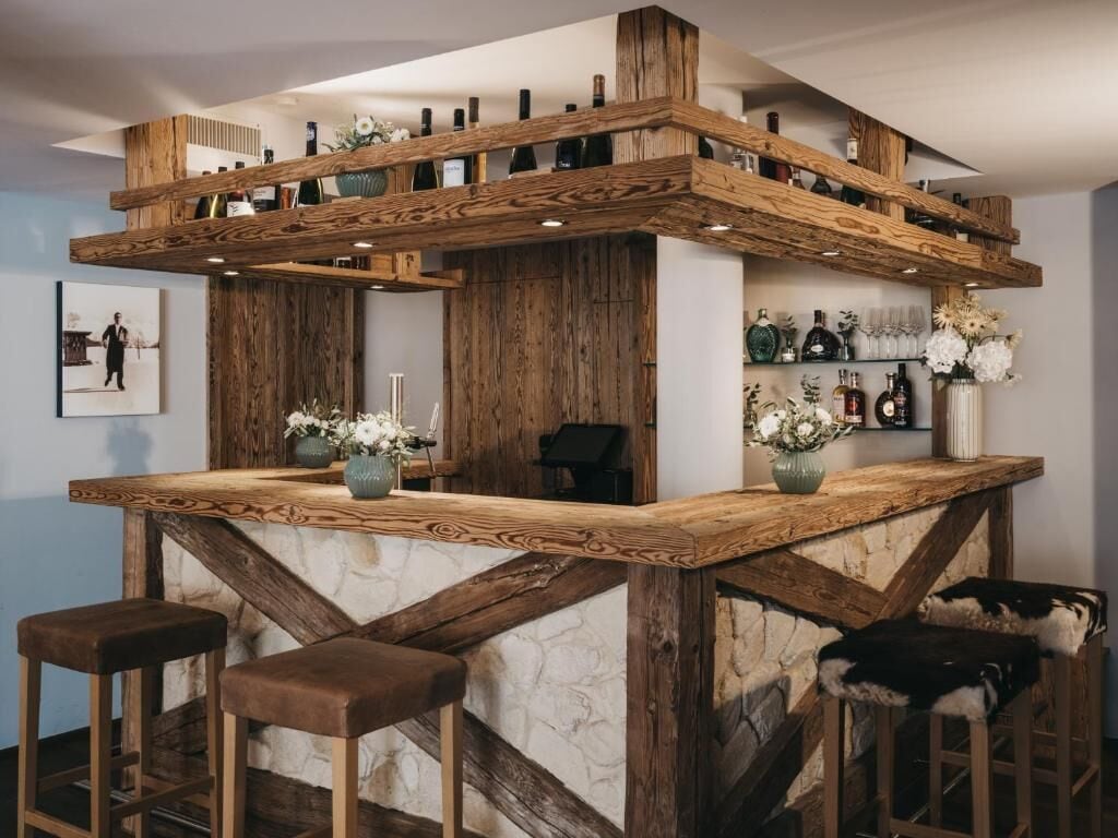 Frigorifero, macchina per caffè espresso