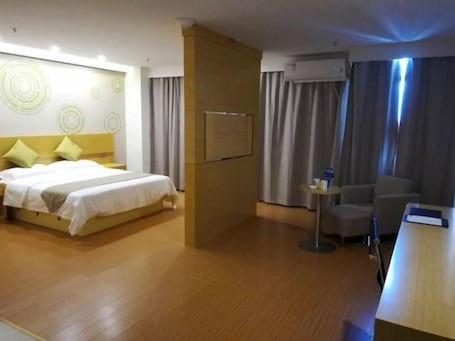 Room. Greentree Inn Dongtai Sancang Town