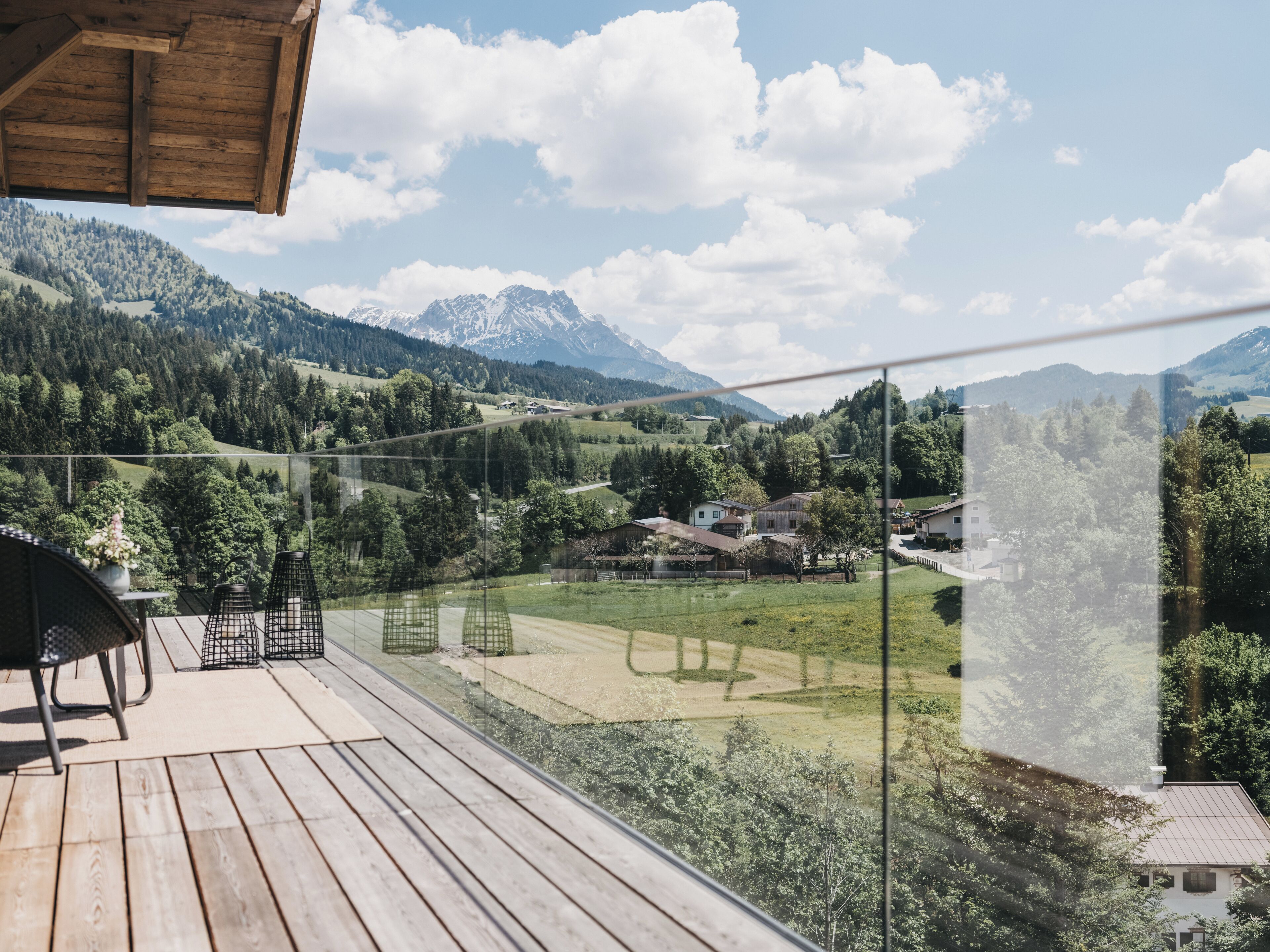Zwei Zimmer Apartment Suite | Blick vom Balkon