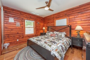 4 bedrooms, free WiFi, bed sheets