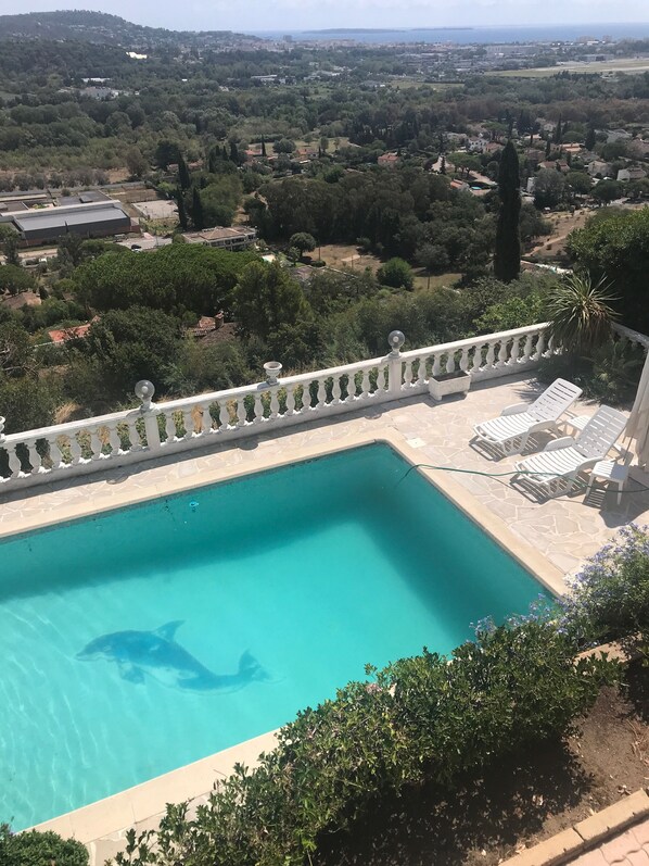 Outdoor pool - Independent adjoining apartment (Mandelieu-la-Napoule)