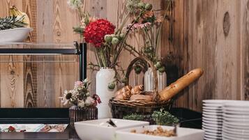 Daily buffet breakfast (EUR 21 per person)