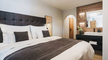 Suite, 2 Bedrooms | Desk, laptop workspace, soundproofing, free WiFi