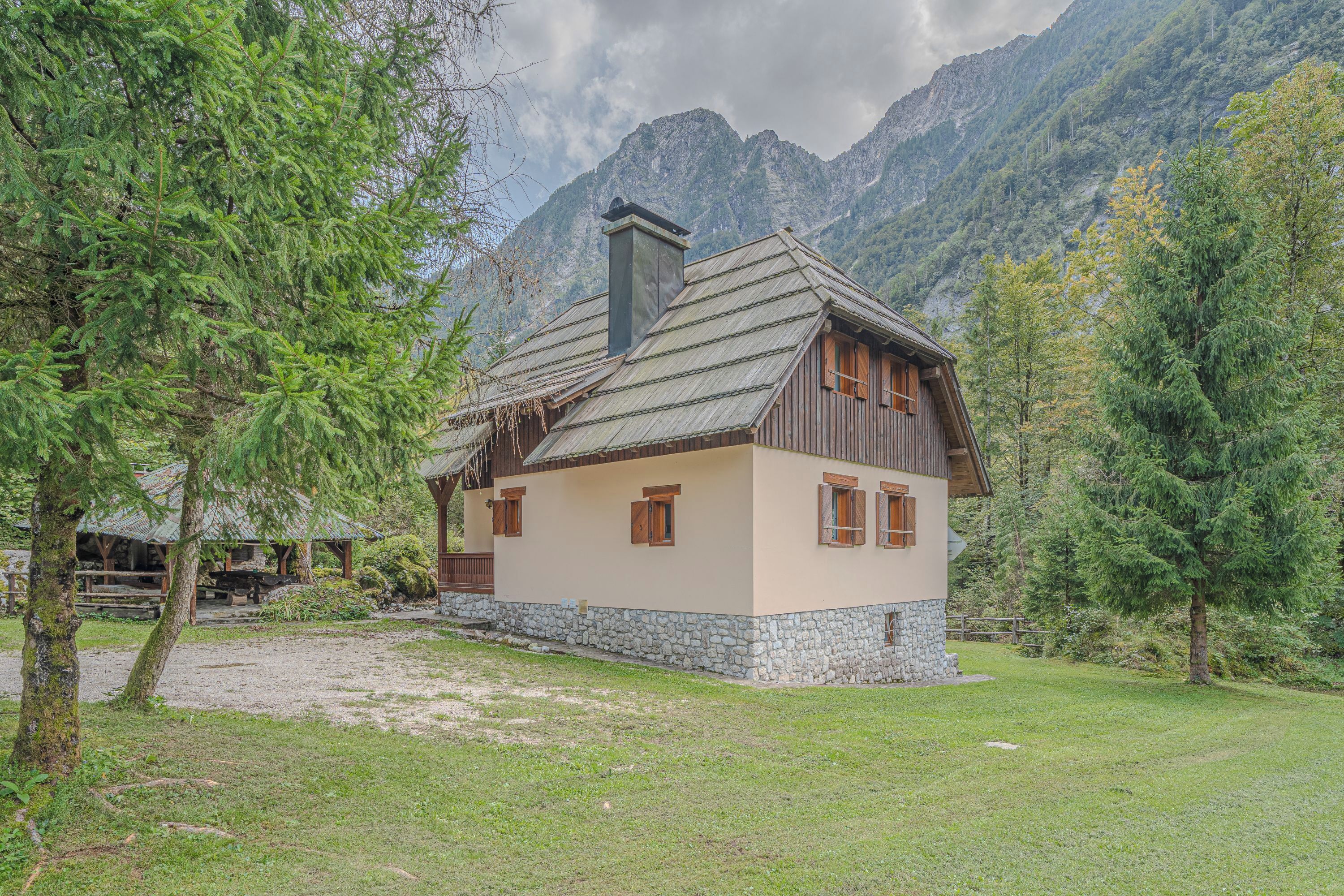 Family Chalet, Multiple Bedrooms, 2 Bathrooms, Mountainside (Chalet Primus Near Soča Gorge) | Exterior