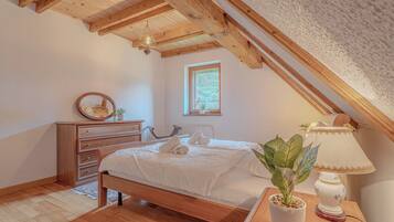 Family Chalet, Multiple Bedrooms, 2 Bathrooms, Mountainside (Chalet Primus Near Soča Gorge) | 4 bedrooms, iron/ironing board, bed sheets