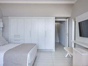 Family Suite Sea View (Maisonette) | Cortinas blackout, berços grátis, Wi-Fi de cortesia, roupa de cama