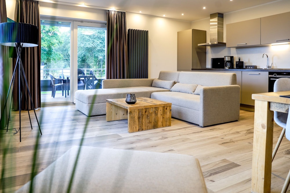 Smart Resorts - Haus Opal - Ferienwohnung 403 mit 2 Schlafzimmern und Balkon, ma