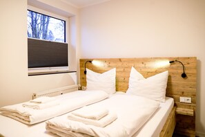 2 bedrooms, free WiFi, bed sheets