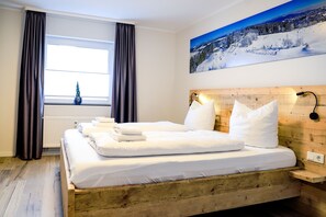 2 habitaciones, cuna de viaje, wifi gratis y ropa de cama 