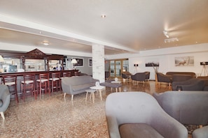 Bar (on property) - Panorama Ferien Hotel Harz (Harzgerode)