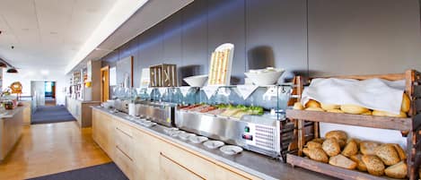 Daily buffet breakfast for a fee