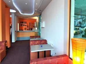 Bar (in der Unterkunft)