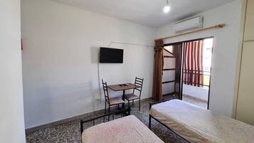 Individually furnished, laptop workspace, free WiFi