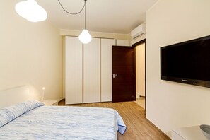 1 bedroom, iron/ironing board, WiFi