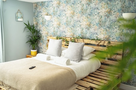 Ropa de cama de alta calidad y cortinas blackout