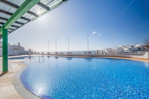 Pool - Penthouse Sea View by Albufeira Holidays (Albufeira)