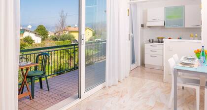 Regarda - "Casa Diamante" in Lazise with private garden