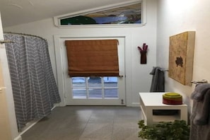 Interior - Oystertown Cottage (Apalachicola)