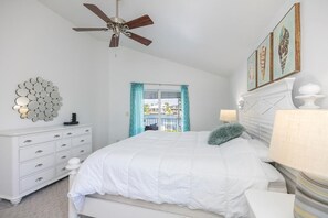 3 soverom, strykejern/-brett, wi-fi og sengetøy