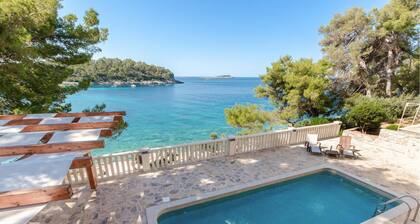 Awesome Home in Prizba With Wifi and 3 Bedrooms