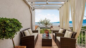 Unclassified image, 4 of 28, button - Awesome Apartment in Rijeka With Wifi and 1 Bedrooms (Rijeka)