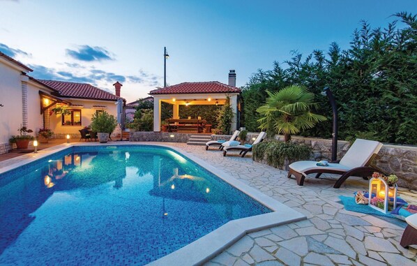 Apartment | Exterior