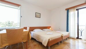 Room - Beautiful Home in Rovinj With Wifi and 1 Bedrooms (Rovinj)