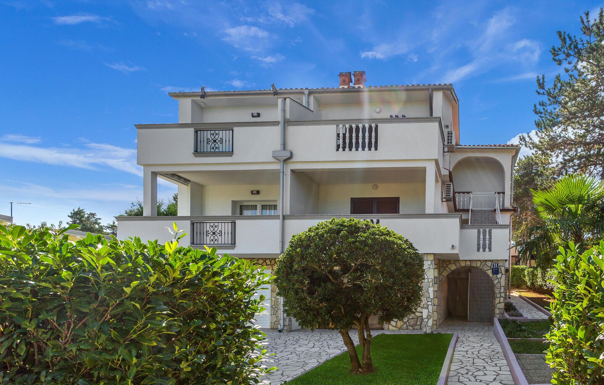 Apartment | Exterior