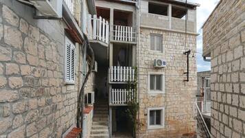 Apartment | Exterior