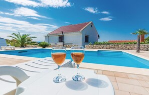 House | Exterior - Amazing Home in Rtina With Wifi and 4 Bedrooms (Razanac)