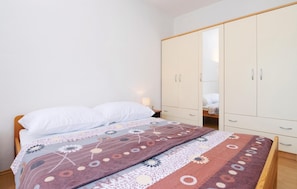 Apartment | Exterior - Amazing Apartment in Krusevo With 2 Bedrooms and Wifi (Obrovac)