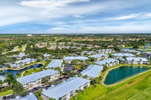 Exterior - MANGROVE at Greenlinks - Luxury Golf Course View Villa (Naples)