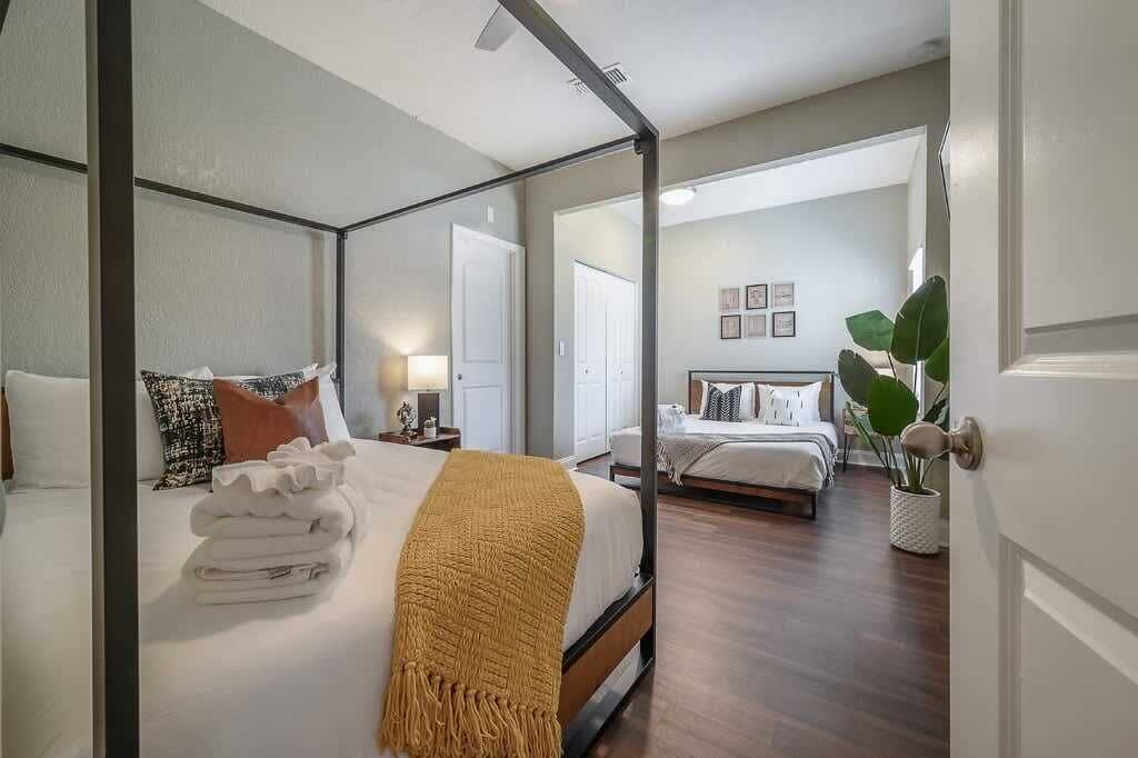 1 bedroom, iron/ironing board, WiFi, bed sheets