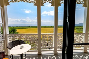 Deluxe Double Room | View from room - Chateau Artwine (Telavi)