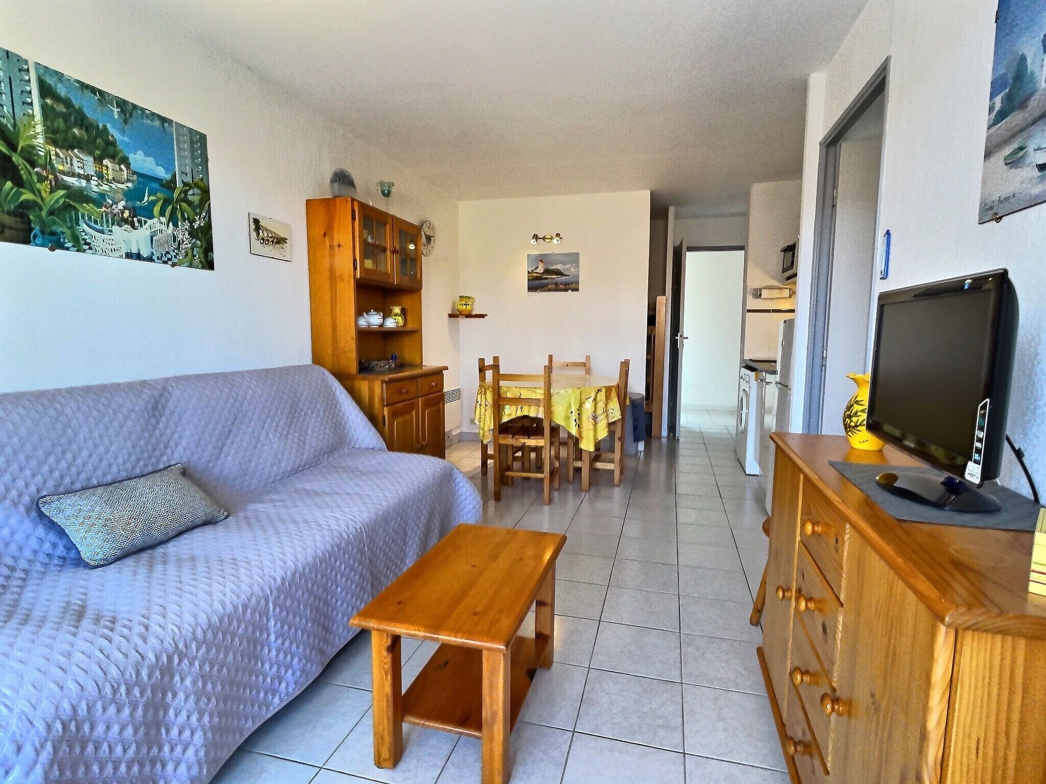 Beautiful flat in secure residence 300m from Valras sea. (ref 349612)