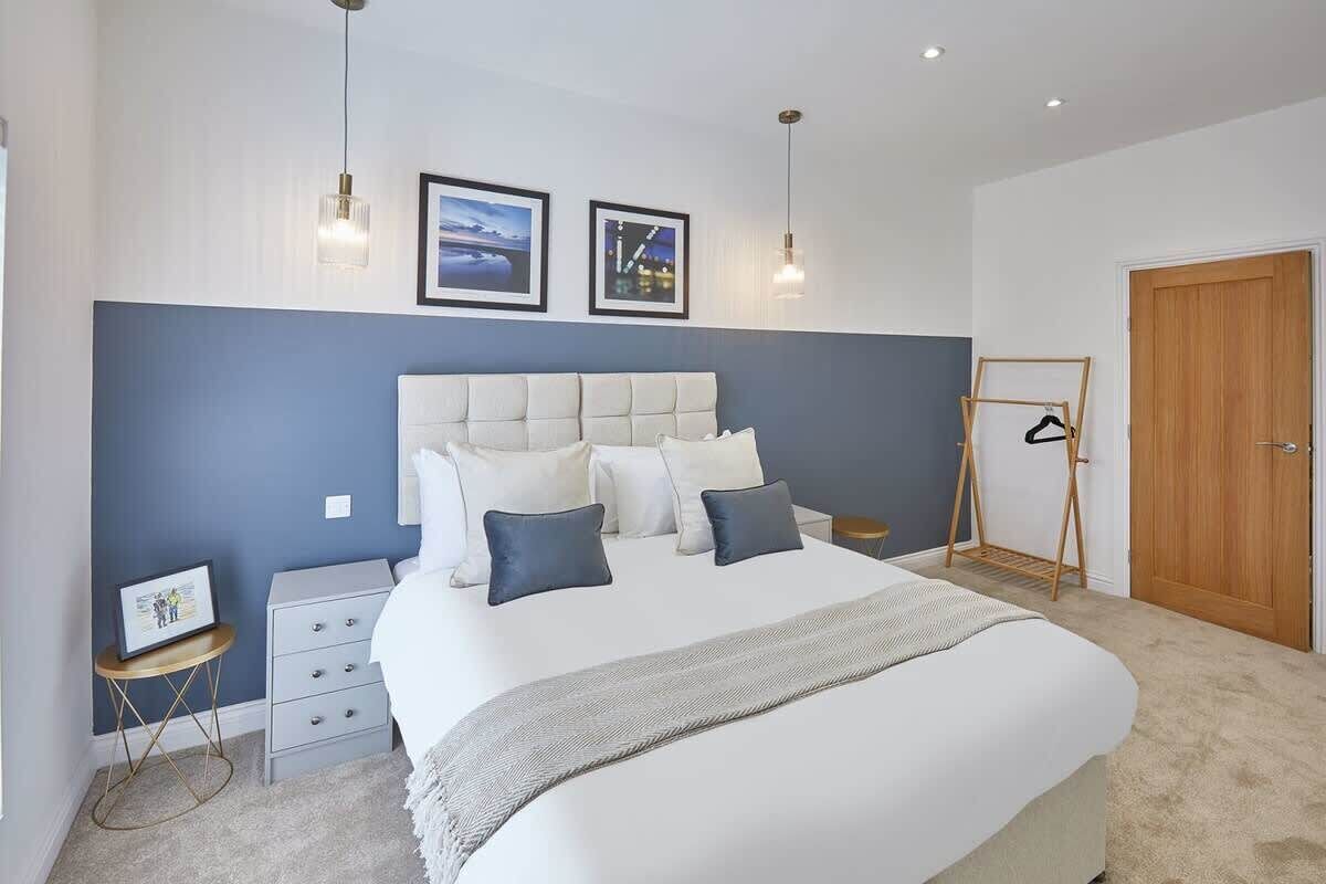 3 bedrooms, iron/ironing board, free WiFi, bed sheets