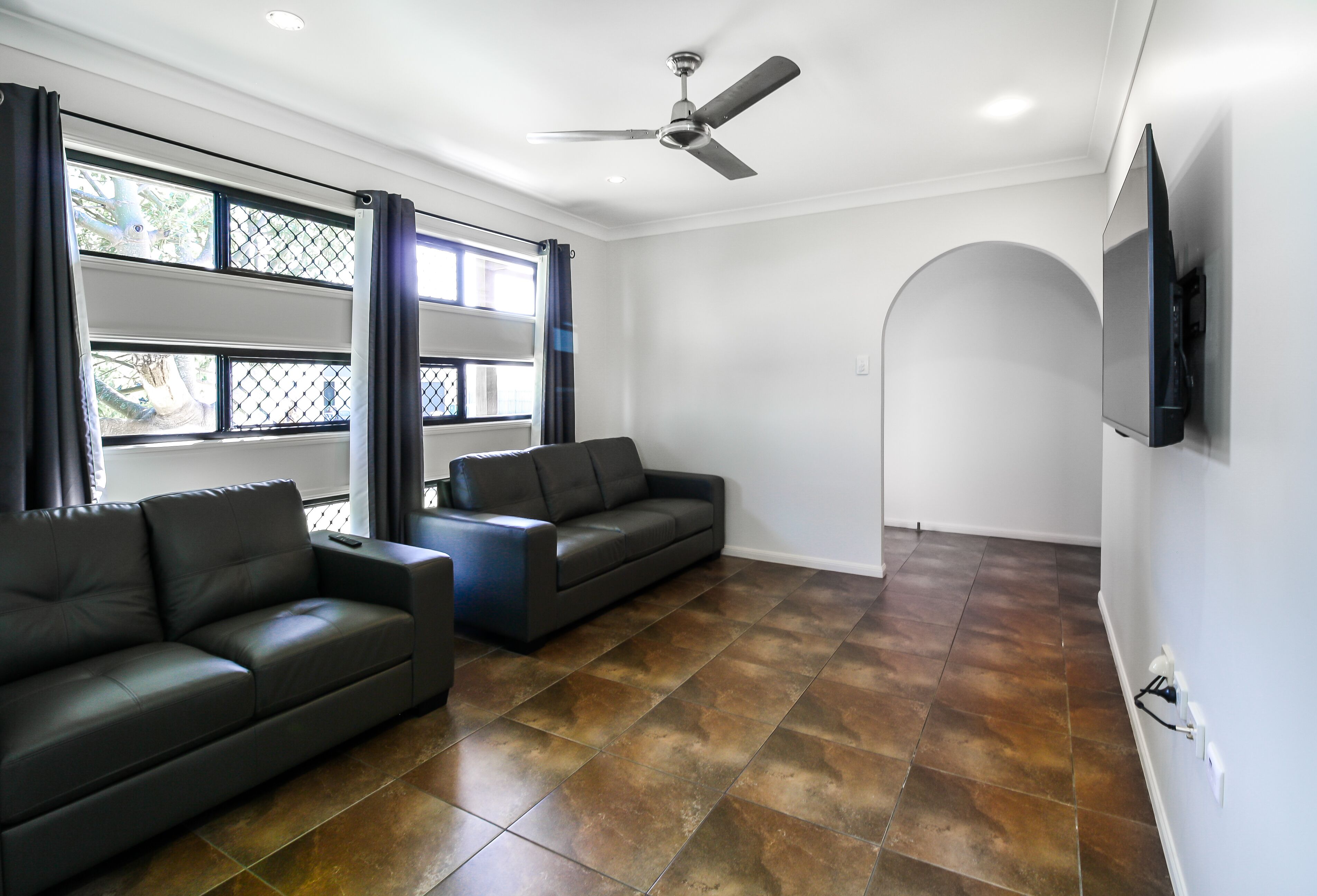 💎Serenity - Pet friendly 4brm, 2bth, airconditioned throuought💎