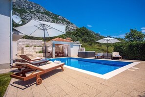 A heated pool - Villa Calma with heated pool, jacuzzi, sauna and 4 bedrooms (Gata)