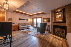 Condo, 1 Bedroom | 1 bedroom, laptop workspace, iron/ironing board, free WiFi