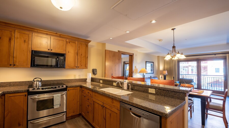 Two Bedroom Condo with a Balcony in Mountaineer Square 2 Condo - No Cleaning Fee! by RedAwning