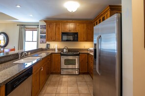 LÀgenhet - 2 sovrum | Eget kök | KylskÄp, ugn, kaffe- och tebryggare och brödrost