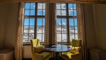 Condo, 3 Bedrooms | Tempat makan