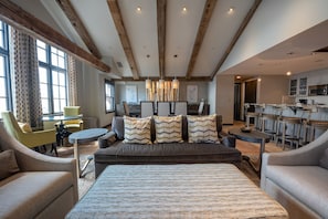 Condo, 3 Bedrooms | Living room