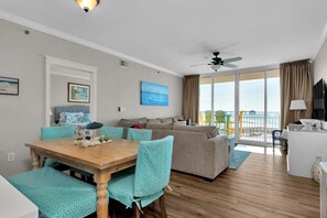 Smart-TV, videospill og DVD-spiller