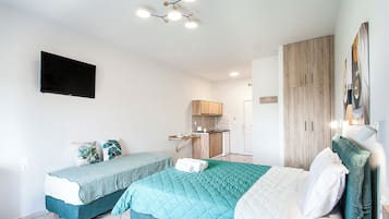 Standard Triple Studio | Ropa de cama de alta calidad y colchones Tempur-Pedic